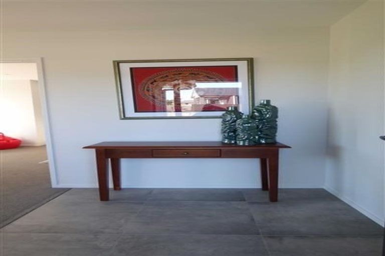 Photo of property in 70 Dillon Drive, Bell Block, New Plymouth, 4312