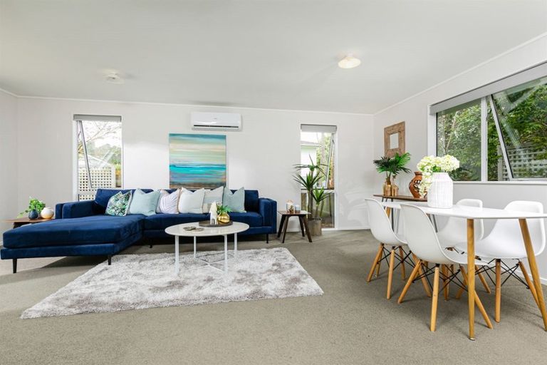 Photo of property in 685a Swanson Road, Swanson, Auckland, 0612