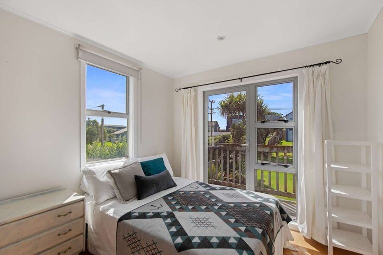 Photo of property in 35 Coleman Avenue, Waverley, 4591