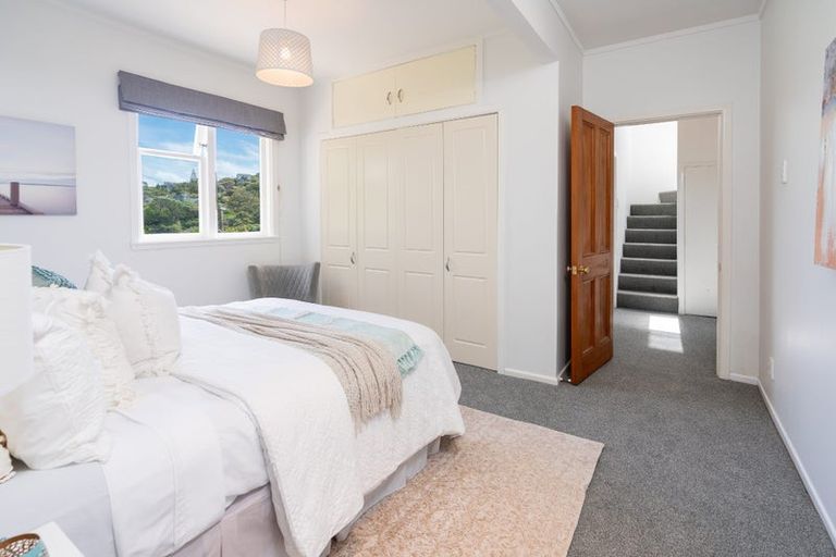 Photo of property in 84 Cluny Road, Plimmerton, Porirua, 5026