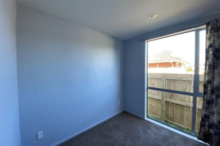 Photo of property in 105 Mahia Road, Wattle Downs, Auckland, 2103