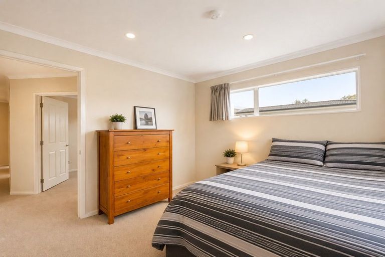 Photo of property in 18 Naul Place, East Tamaki Heights, Auckland, 2016