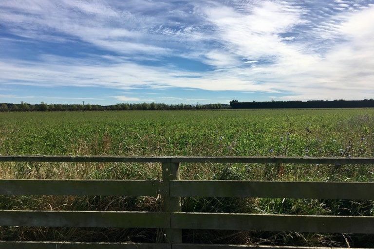 Photo of property in 1059a Winton-lorneville Highway, Lochiel, Winton, 9781