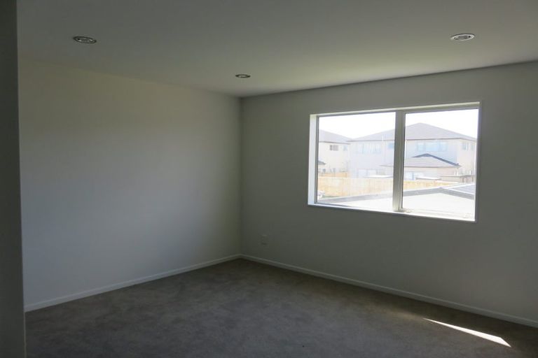 Photo of property in 70 Pencaitland Drive, Flat Bush, Auckland, 2019