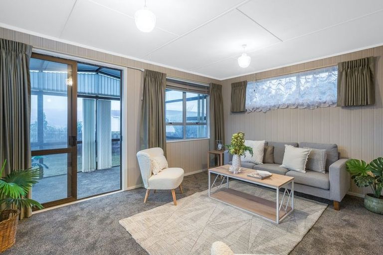 Photo of property in 34 Sombrero View, Ascot Park, Porirua, 5024