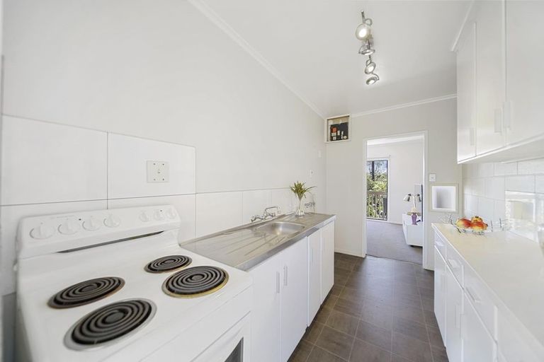 Photo of property in 2/35 Patons Road, Howick, Auckland, 2014