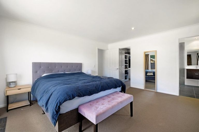 Photo of property in 20 Hewson Crescent, Lake Hawea, Wanaka, 9382