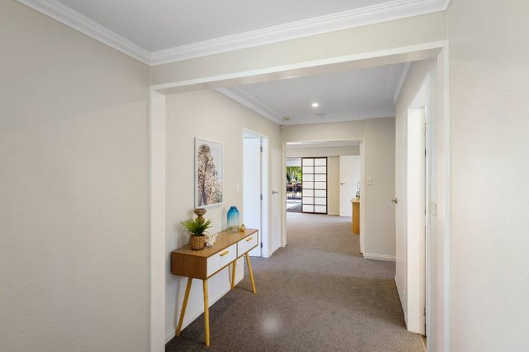 Photo of property in 439 Te Moana Road, Waikanae, 5036