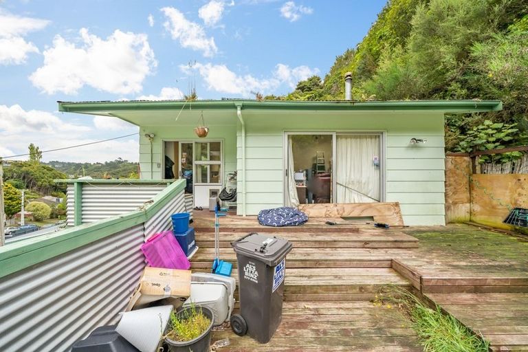Photo of property in 15 John Street, Stokes Valley, Lower Hutt, 5019