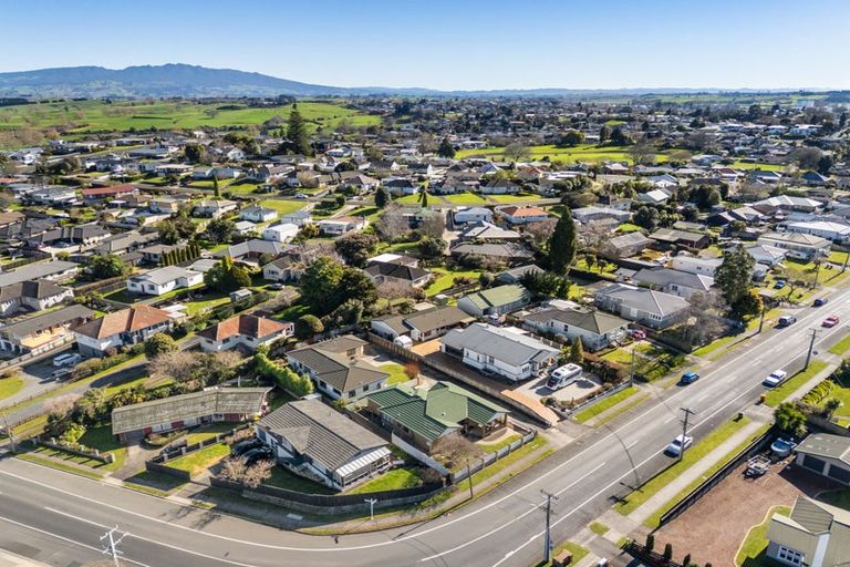 Photo of property in 1/1150 Bank Street, Te Awamutu, 3800