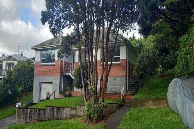 Photo of property in 9 Taupo Crescent, Plimmerton, Porirua, 5026