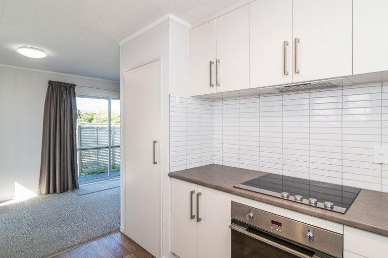 Photo of property in 11a Graham Grove, Waikanae, 5036