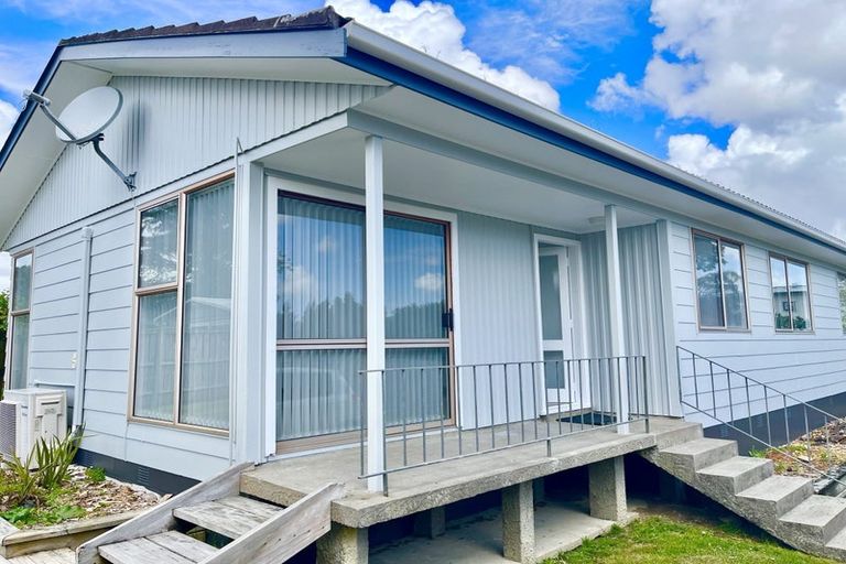 Photo of property in 5 Urlich Drive, Ranui, Auckland, 0612