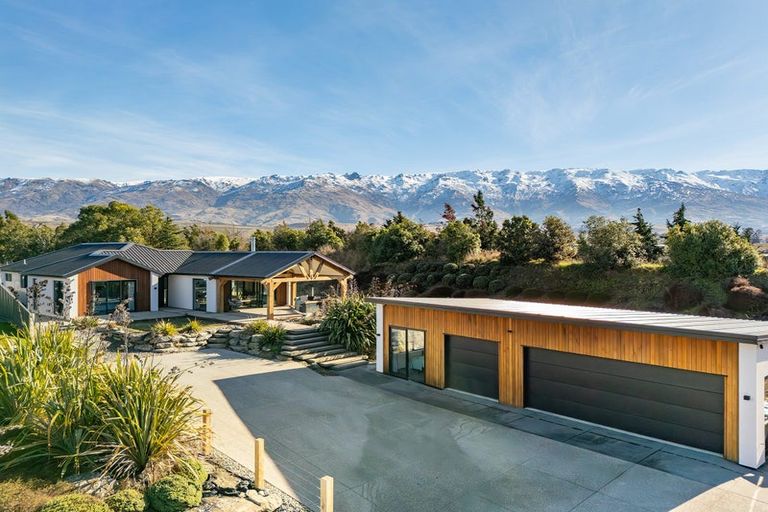Photo of property in 9 Arion Court, Mount Pisa, Cromwell, 9383