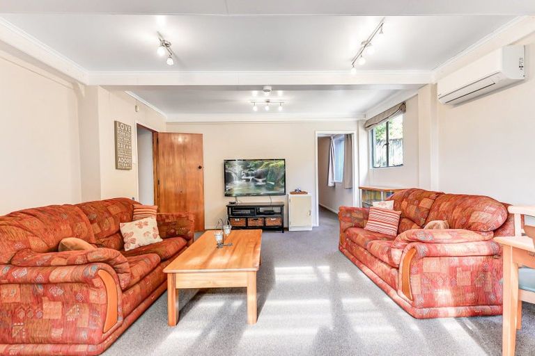 Photo of property in 17 Hinton Avenue, Forest Lake, Hamilton, 3200