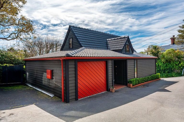 Photo of property in 1/8 Roscoe Terrace, Wadestown, Wellington, 6012