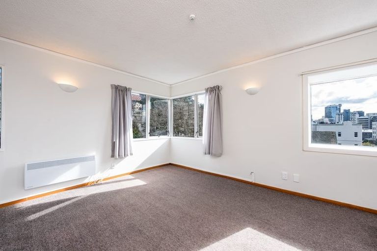 Photo of property in Iona Towers, 401/140 Abel Smith Street, Te Aro, Wellington, 6011
