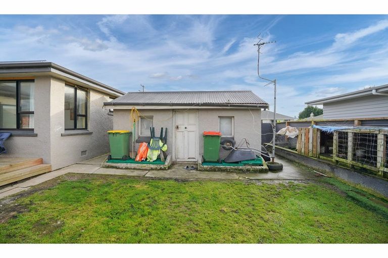Photo of property in 64 Price Street, Grasmere, Invercargill, 9810