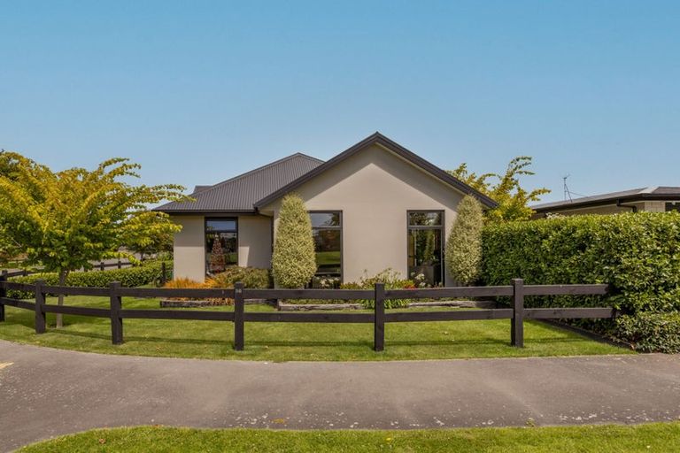 Photo of property in 56 Provincial Road, Halswell, Christchurch, 8025