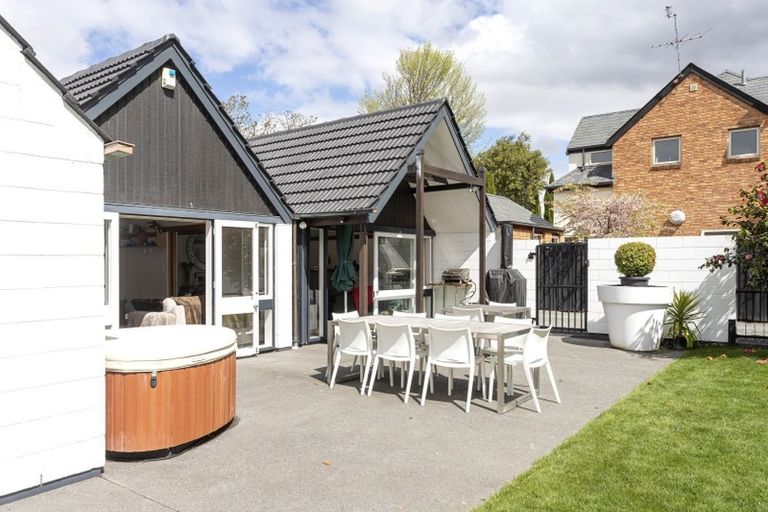 Photo of property in 34a Jacksons Road, Merivale, Christchurch, 8014