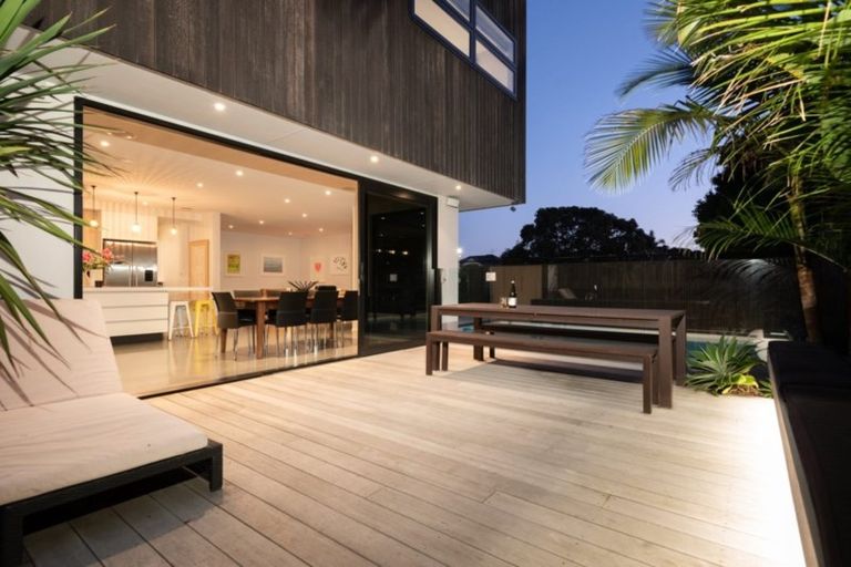 Photo of property in 147b Marine Parade, Mount Maunganui, 3116