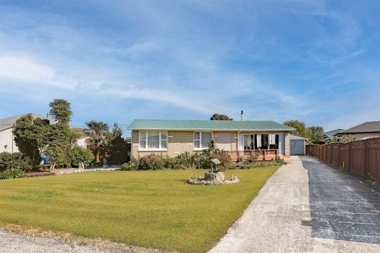 Photo of property in 47 Lyndhurst Street, Westport, 7825