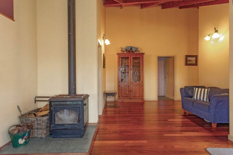 Photo of property in 208 Holmwood Road, Kaitoke, Whanganui, 4572