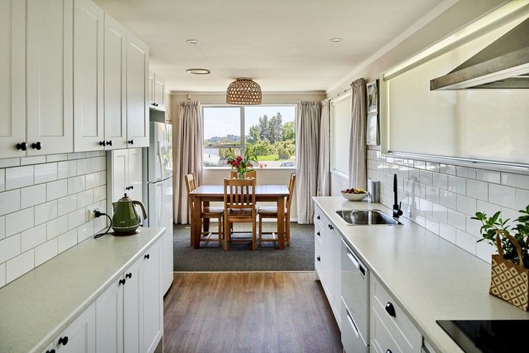 Photo of property in 2/30 Adventure Drive, Whitby, Porirua, 5024