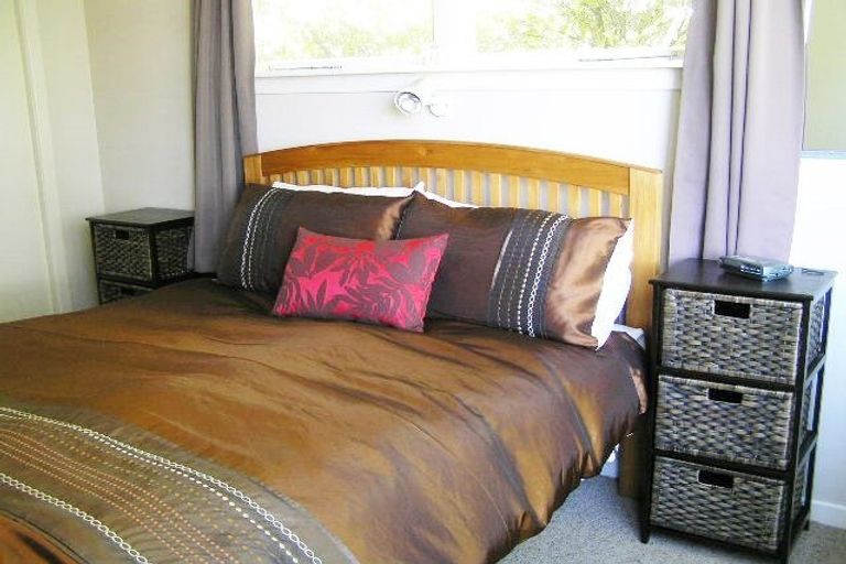 Photo of property in 66 Barrett Street, Westown, New Plymouth, 4310