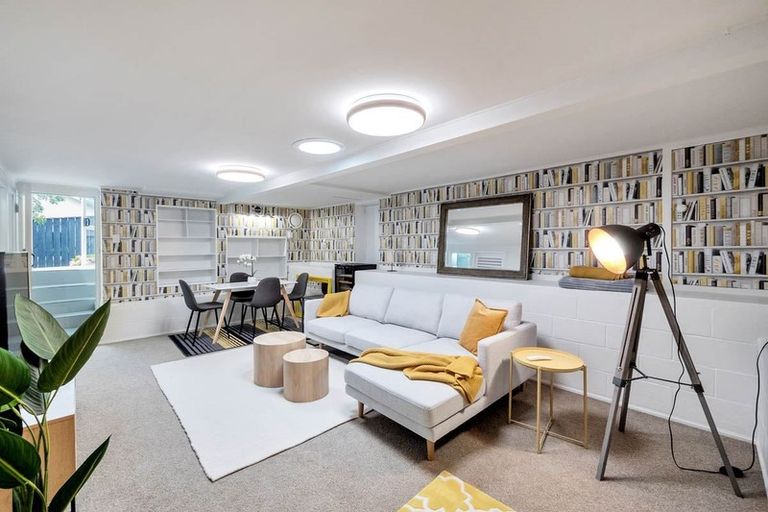 Photo of property in 1/6 Tyne Road, Forrest Hill, Auckland, 0620