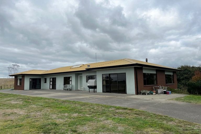 Photo of property in 116 Mangawhata Road, Rangiotu, Palmerston North, 4477