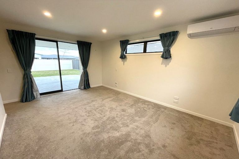 Photo of property in 7 Benmore Place, Poraiti, Napier, 4112