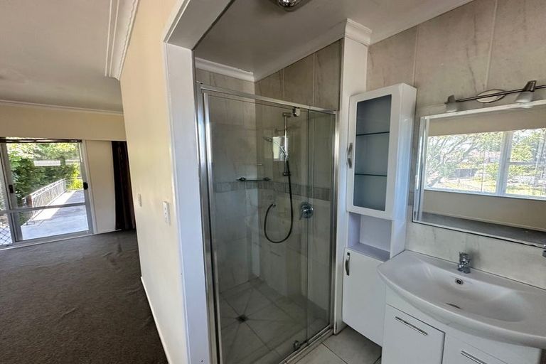 Photo of property in 7 Freshney Place, Hillpark, Auckland, 2102