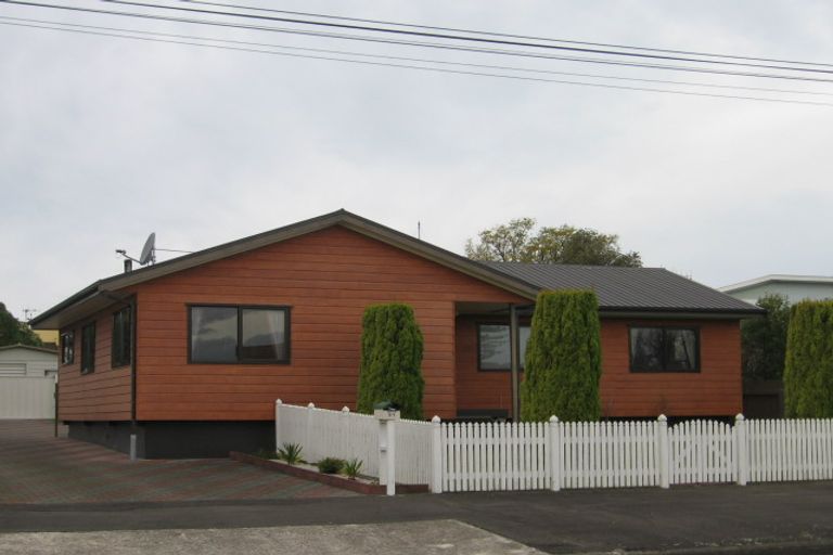 Photo of property in 91 Charles Street, Westshore, Napier, 4110