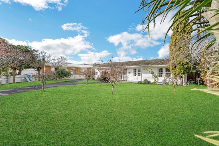 Photo of property in 42 Manse Road, Pahurehure, Papakura, 2113