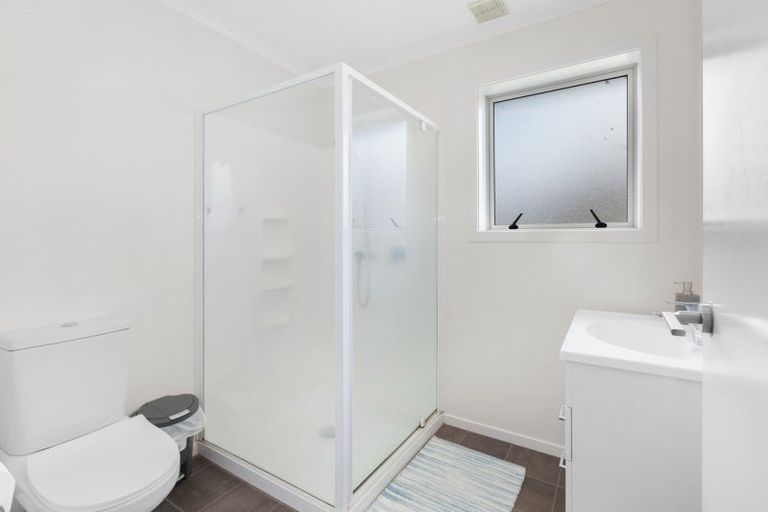 Photo of property in 77 Chiefs Court, Hamilton East, Hamilton, 3216