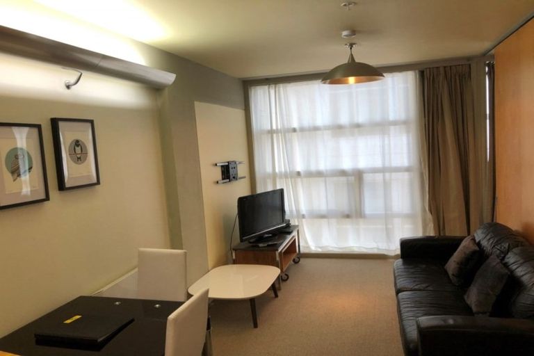 Photo of property in St Pauls Apartments, 98/43 Mulgrave Street, Thorndon, Wellington, 6011