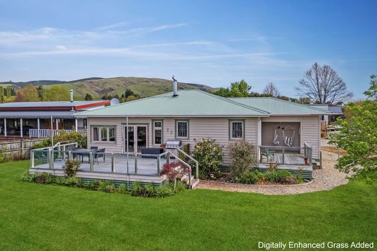 Photo of property in 56 Blaydon Street, Waikaia, 9778