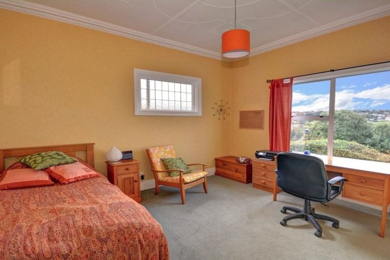 Photo of property in 45 Glendevon Place, Vauxhall, Dunedin, 9013