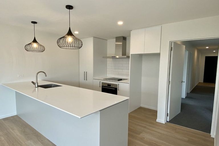 Photo of property in 19 Bill Hammond Drive, Belfast, 8051