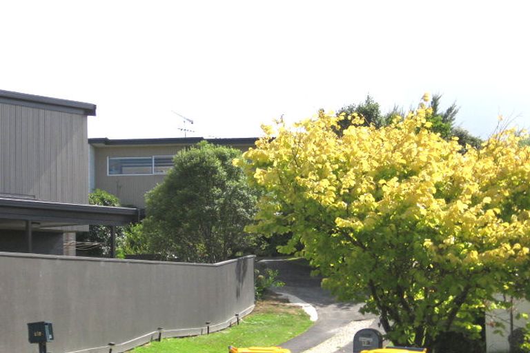 Photo of property in 12 Prestige Place, Castor Bay, Auckland, 0620