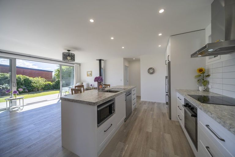 Photo of property in 37 Paton Place, Te Anau, 9600