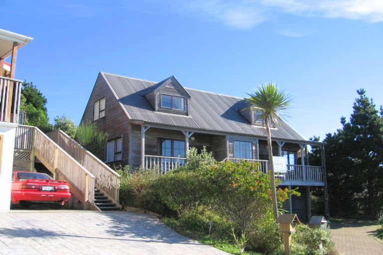 Photo of property in 57 Nalanda Crescent, Broadmeadows, Wellington, 6035