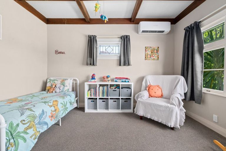 Photo of property in 33 Mission Street, Waterloo, Lower Hutt, 5011