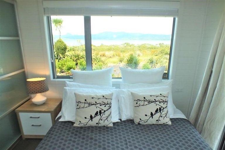 Photo of property in 131 Kelly Jade Avenue, Matarangi, Whitianga, 3592