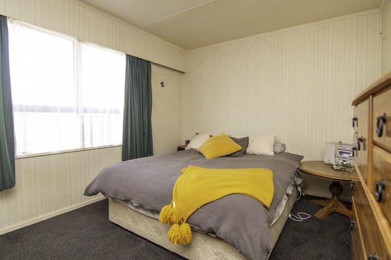 Photo of property in 1 Dove Place, Westbrook, Palmerston North, 4412