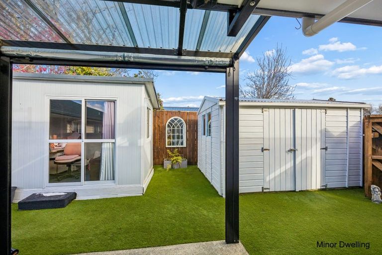 Photo of property in 14 Kahika Grove, Huapai, Kumeu, 0810