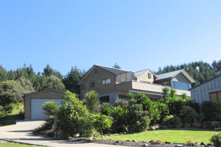 Photo of property in 20 Thompson Place, Opito Bay, Whitianga, 3592