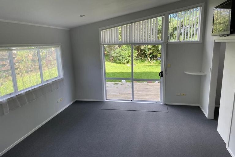 Photo of property in Tuscany Towers, 3/1 Ambrico Place, New Lynn, Auckland, 0600