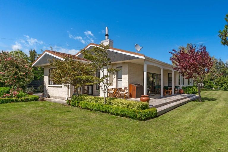 Photo of property in 84 Naples Street, Martinborough, 5711